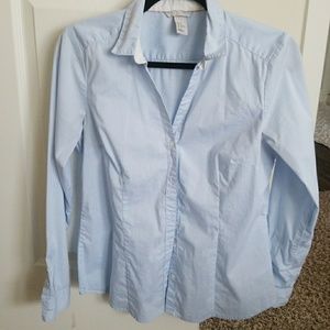 H&M Casual Light Blue Button Down Long Sleeve